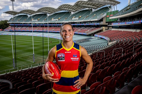Chelsea Randall has been forced to retire.