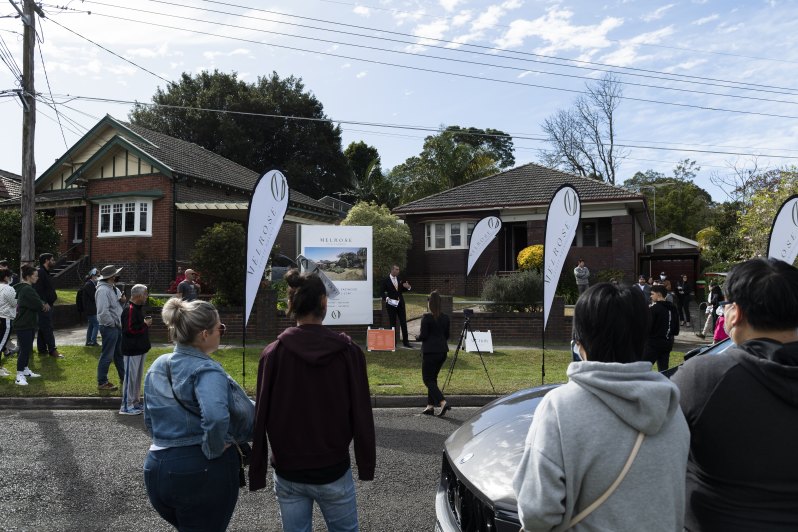 Detached house prices jumped during lockdowns but have since started to fall.