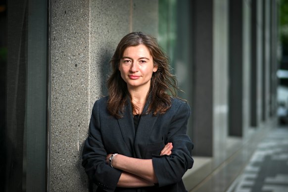 Clovelle Car says too much time is wasted under the current system.