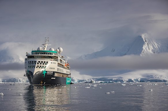 Sylvia Earle… a woman-only Antarctic adventure.