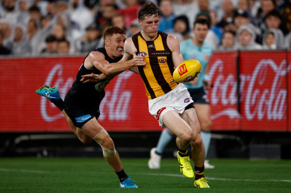 Josh Ward withstands the pressure of Blue Matt Cottrell.