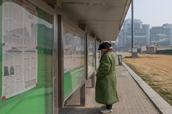 The papers carry reports about Ukraine’s concerns that the US could reduce its weapons supply to Kyiv due to the Middle East conflict, and speculation that Washington is preparing to deploy military resources from bases in South Korea to the region.