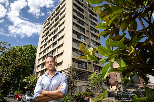 The City of Sydney Council and independent Sydney MP Alex Greenwich are among critics of the proposal to demolish the Chimes building in Potts Point.