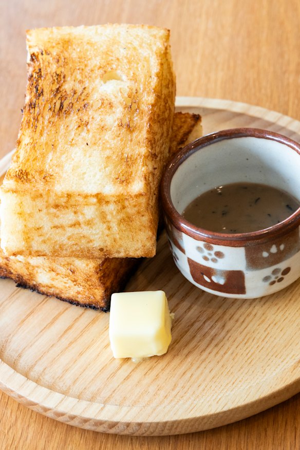 Fluffy shokupan toast with Earl Grey jam.