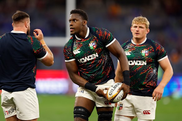 Maro Itoje is making his return to the Lions side to meet Queensland.