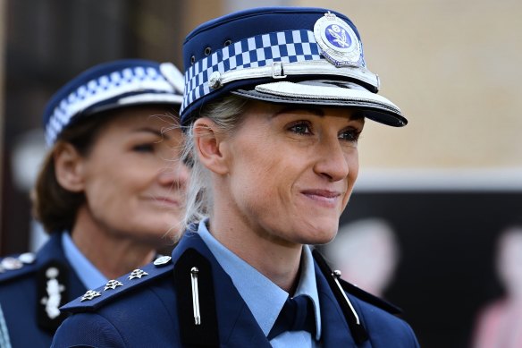 Inspector Amy Scott receiving the NSW Police Commissioner’s Valour Award.