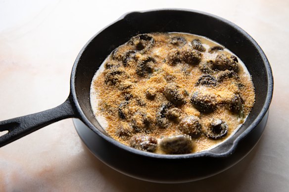 Roasted mushrooms at Bar Lourinha.