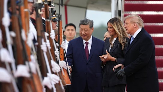 Chinese President Xi Jinping, Melania Trump and US President Donald Trump.