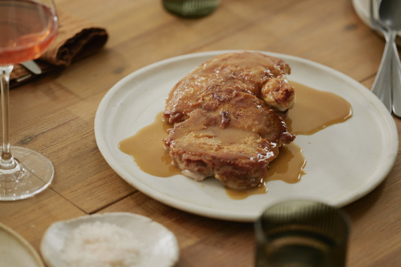 Roast chicken with john sauce is a specialty on Embla's menu.