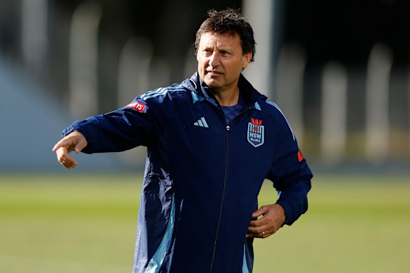 NSW Blues coach Laurie Daley has gone with an unchanged side for Origin III.