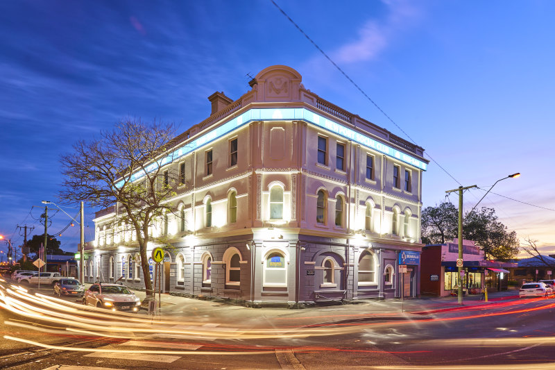 Newport Social Club at 1 Mason Street.