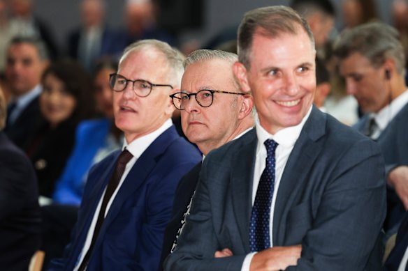 Michael Miller, executive chair of News Corp Australasia, left, with Prime Minister and Anthony Albanese and Daily Telegraph editor Ben English during the election campaign in April.