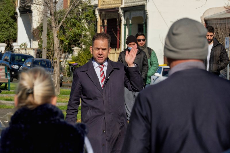 Nelson Alexander’s Tom Roberts auctions the Carlton North home.