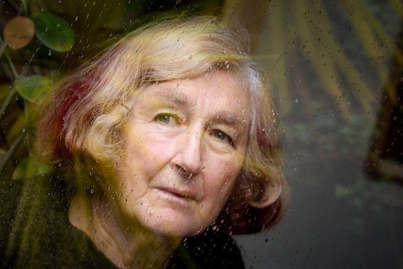  Janney Wale quickly developed an opioid addiction after taking the medication in the lead up to her knee surgery. She has welcomed the national program to deprescribe medications such as opioids and sleeping tablets when they are causing more harm than good.