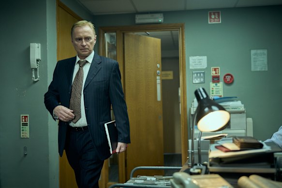 Carlyle plays the detective who investigated the unsolved murder of private investigator Daniel Morgan.