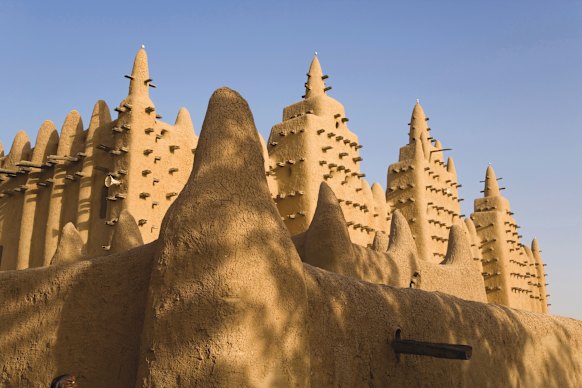 The place of worship is the largest mud structure in the world.
