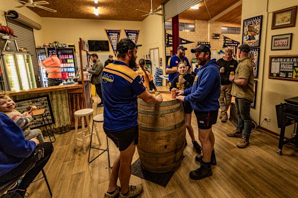 Members enjoy a Thursday night drink at Harcourt Football Netball Club.