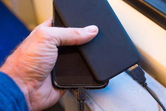 Passengers on Australia’s major airlines will face new rules on the use of power banks, as Virgin, Qantas and Jetstar update their guidelines.