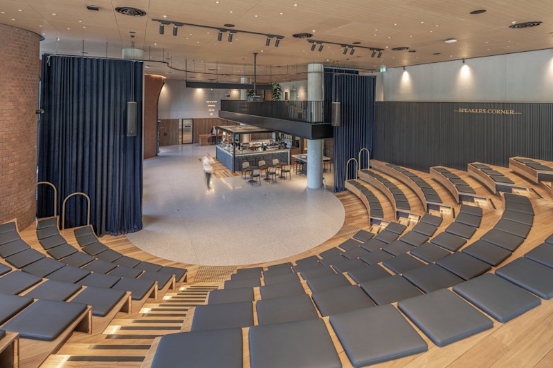 The 140-seat amphitheatre-style seating on the ground floor can be closed off with a moveable, 6-metre-high curtain.