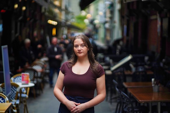 Elizabeth Coyle, migrant and hospitality worker talks about working conditions across Melbourne venues.