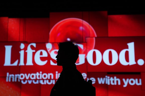 Inside the CES bubble.