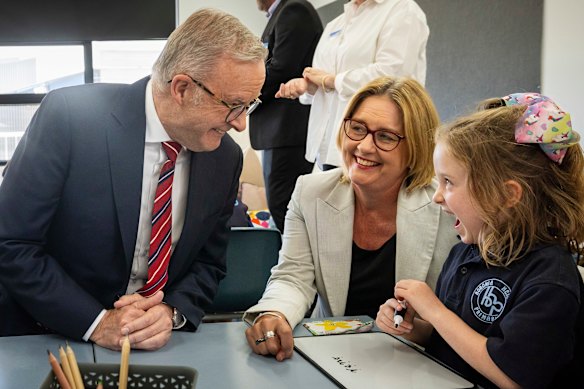 Prime Minister Anthony Albanese with Victorian Premier Jacinta Allan at a school in January.