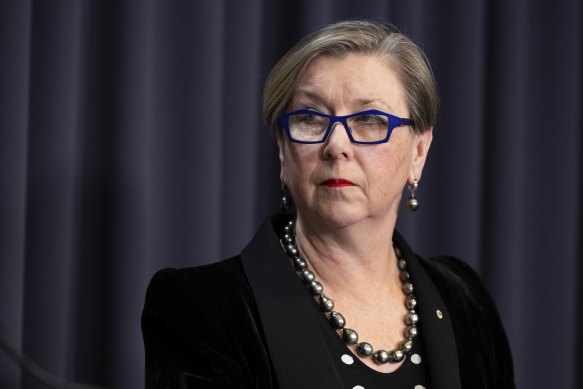 La présidente de la Coalition for Epidemic Preparedness Innovations, Jane Halton, a déclaré que l'Australie devait intensifier ses achats de vaccins pour l'année prochaine et au-delà.