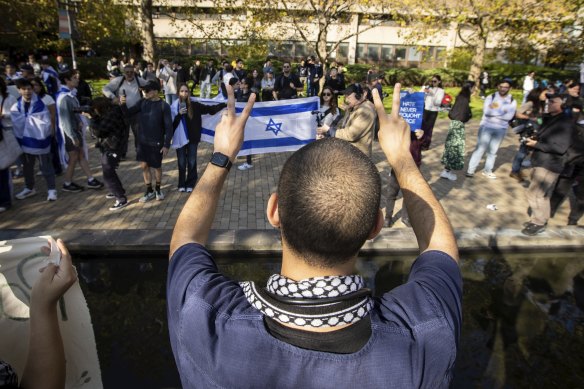The Palestine campy  was encircled by Jewish groups connected  Thursday.