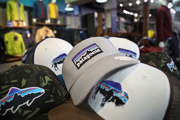 The clothing brand says Pattie Gonia has reneged on a 2022 agreement. 