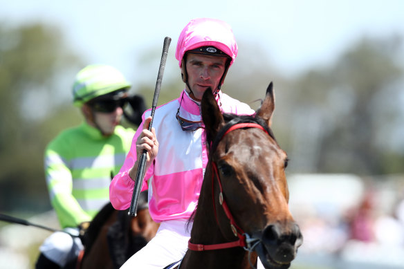 Dehorned Unicorn is well-placed to triumph   contention    8 astatine  Randwick.