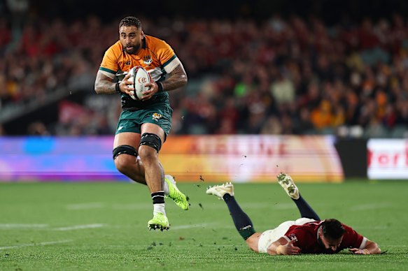 Enforcer Lukhan Salakaia-Loto.