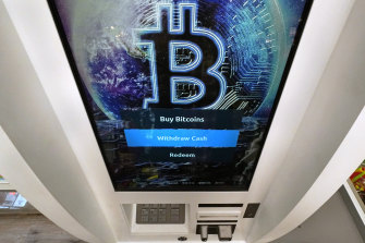 Le bitcoin et d'autres crypto-monnaies ont été interdits en Chine en partie en raison de préoccupations concernant les activités criminelles.