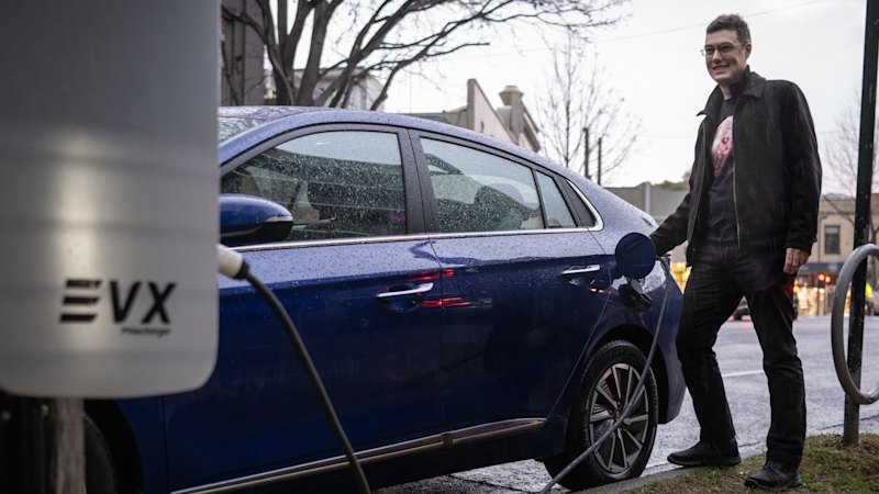 EV charging station rollout lagging as Australians embrace electric vehicles