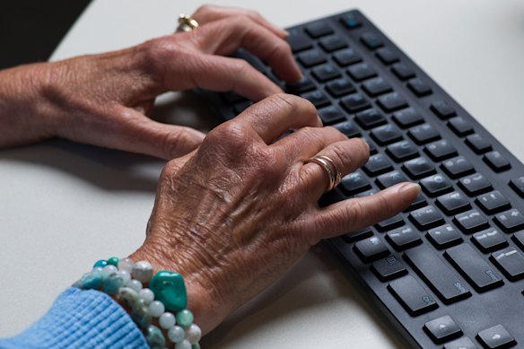 Sandie Hesline doesn’t think she could have applied for the pension online without help, but finds learning new digital skills “really exciting”.