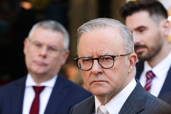 Minister for Employment and Workplace Relations Murray Watt and Prime Minister Anthony Albanese during the election campaign in April. 