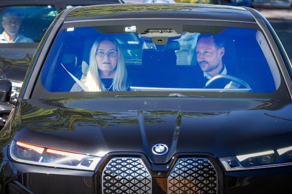 Norway’s Crown Prince Haakon and Crown Princess Mette-Marit leave the Rikshospitalet, where King Harald is hospitalised.