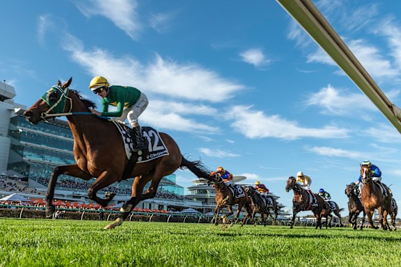 Sheza Alibi looks the one to beat in the Golden Eagle.