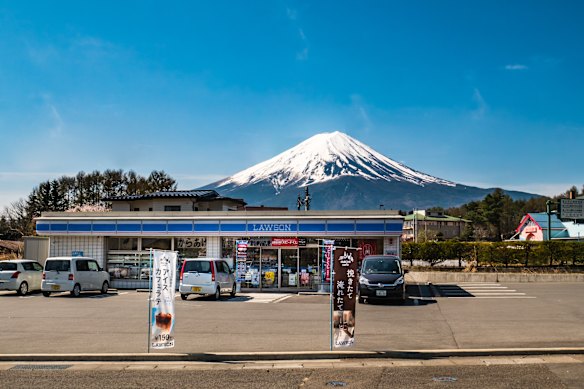 It may be convenient, but it’s best to give this Japanese Lawson store with Mount Fuji as a backdrop a miss. 