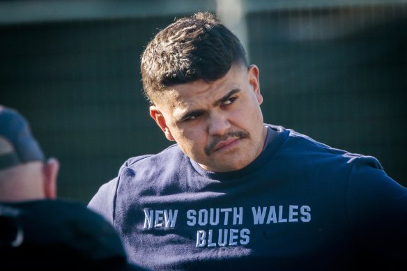 Latrell Mitchell ha dominado Origin, cuando ha podido subir al paddock.