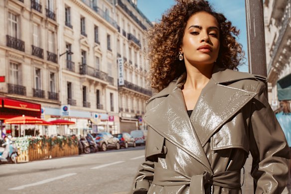 Matildas star Mary Fowler has revealed that she was given bananas instead of flowers when she was farewelled by a teammate at French club Montpellier.