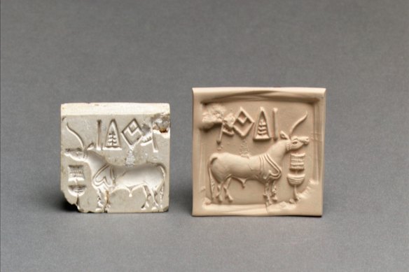 A stamp seal and modern impression appearing to show a unicorn and incense burner, from the Harappan civilisation in the Indus River Valley.