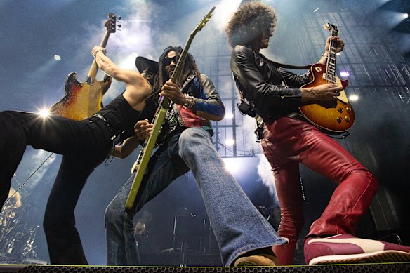 Lenny Kravitz is at his best when he lets rip with his guitar.  