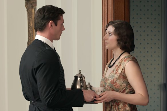 Ben Radcliffe and Thomasin McKenzie in Fackham Hall.