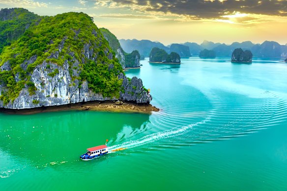 Lan Ha Bay, Vietnam.