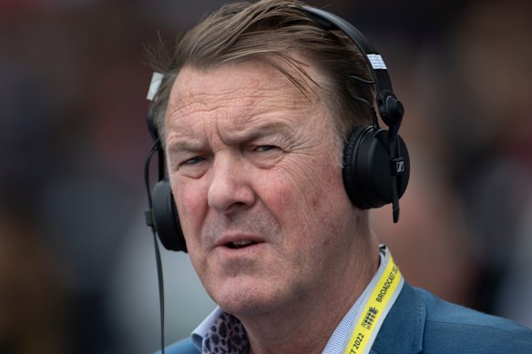  Phil Tufnell.