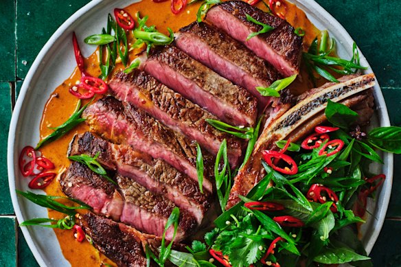 Steak with coconut and chilli.