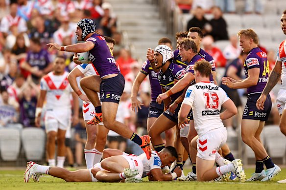 Jahrome Hughes scores for Melbourne.