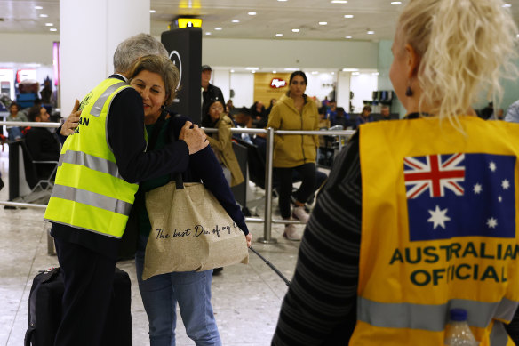 Stephen Smith, Australia’s high commissioner to the United Kingdom, greeted citizens upon arrival in London.