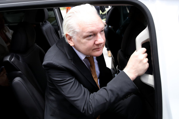 WikiLeaks founder Julian Assange leaves the United States Courthouse.