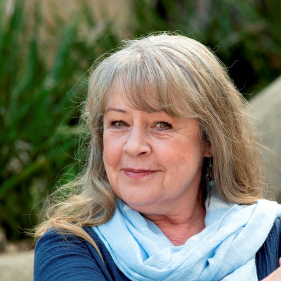 Noni Hazlehurst is looking to replicate her Queensland garden home, but on a smaller scale.